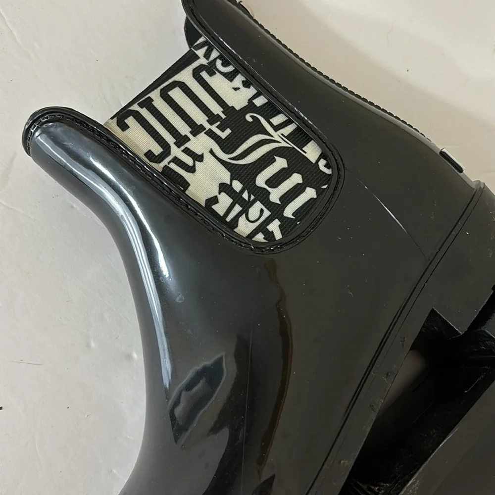 Juicy Couture Black Ankle Rain Boots Booties Size 9M
